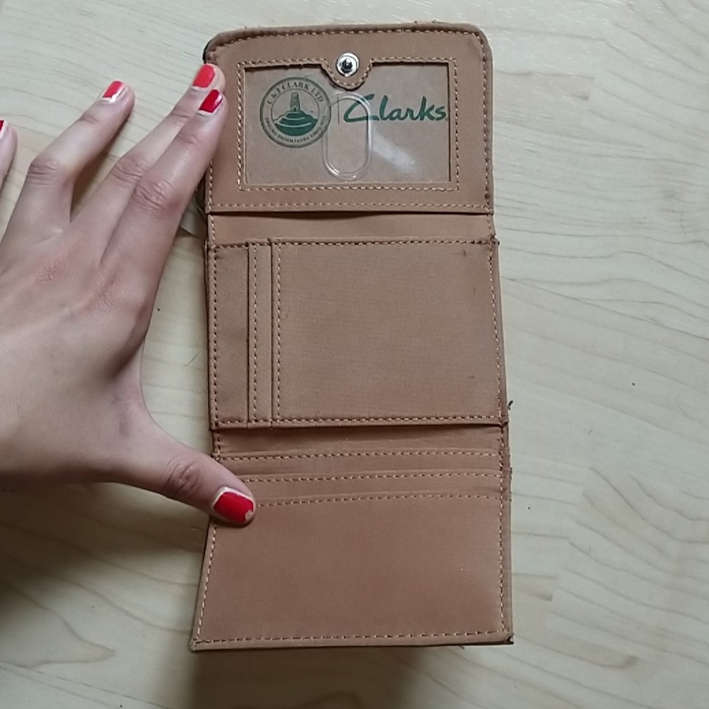 Nwt Clark's Patchwork Multicolor Leather Wallet - image 2